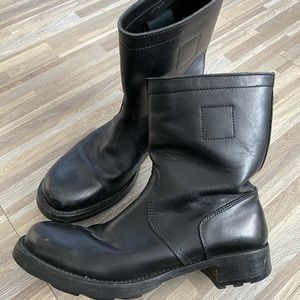 Men’s Black Leather Boot